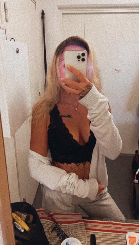 Bloondiieee OnlyFans泄露裸照