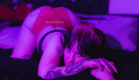 Naken lekkede OnlyFans-bilde av Bluddycherryfree