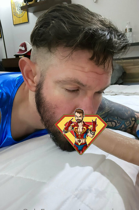 Foto desnuda filtrada de OnlyFans de Gaycomicgeek