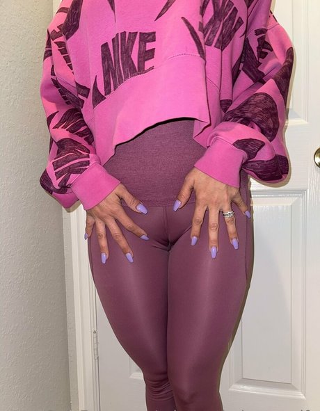 Foto desnuda filtrada de OnlyFans de Ariannathehousewife