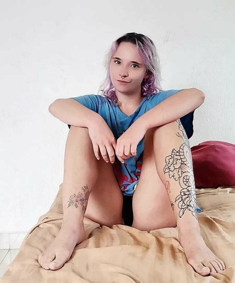 OnlyFans-model Trippylittlehippi