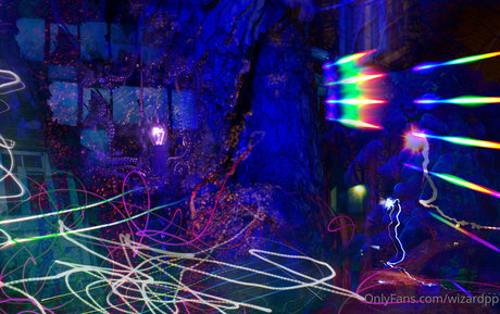 Naakte gelekte OnlyFans-foto van Vibrosphere