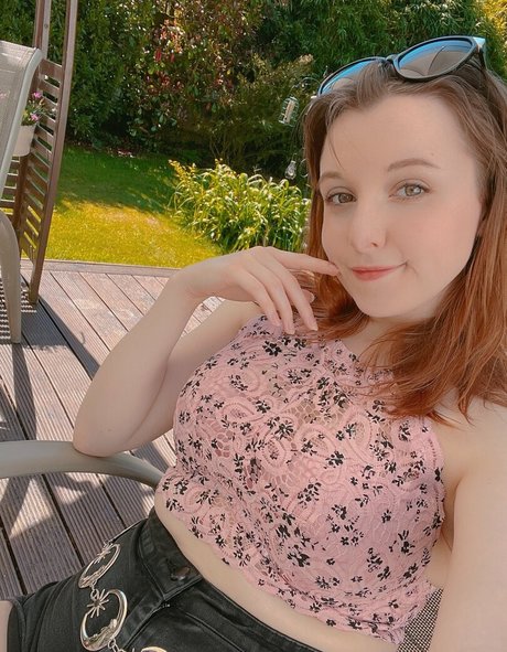 Nahá fotka uniklých OnlyFans od Daisybanaisy