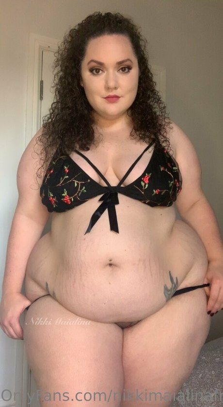 Foto di nudo di fuga di OnlyFans di Nikkimaialinafree