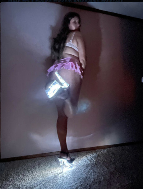 Обнаженная фотография утечки OnlyFans от Xxxbritxxx