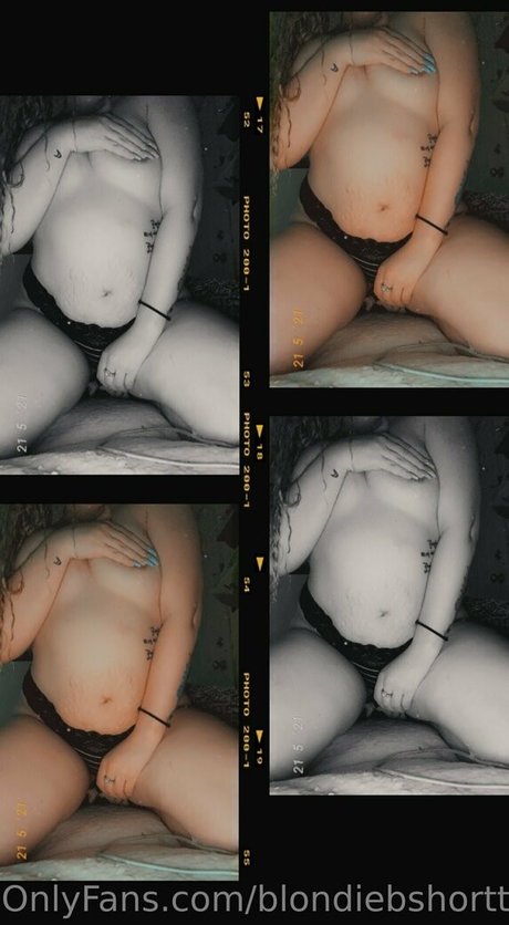 Blondiebshortt OnlyFansリークヌード写真