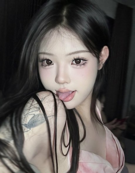 OnlyFans-model Yuzichucunqi