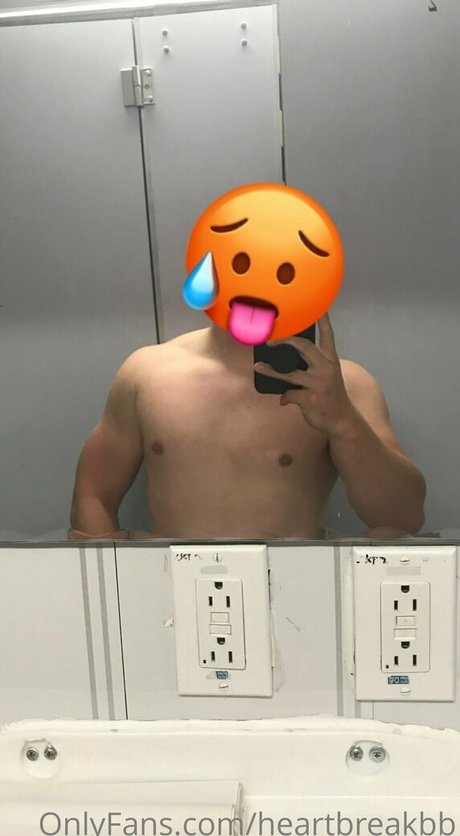 Nahá fotka uniklých OnlyFans od Heartbreakbb