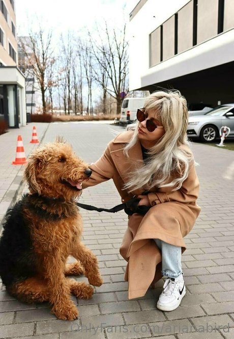 Foto di nudo di fuga di OnlyFans di Arianabird