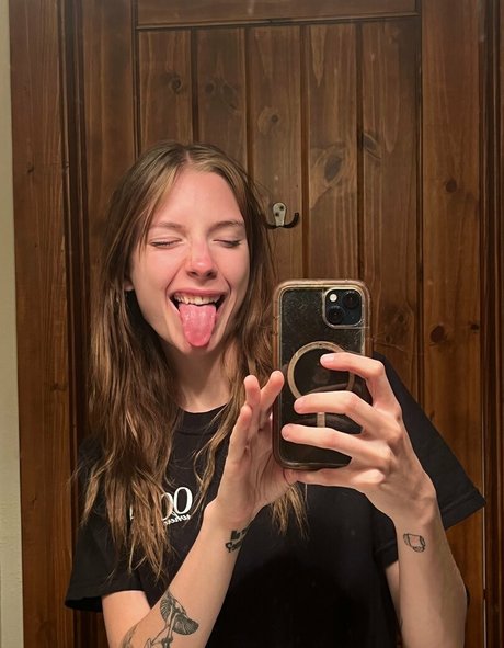 Naken läckt OnlyFans-bild av Selflovesage