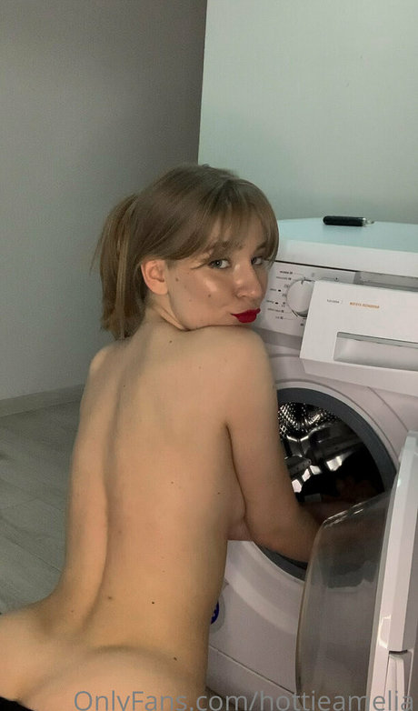 Alasti lekkinud OnlyFans-i pilt Privateamelia