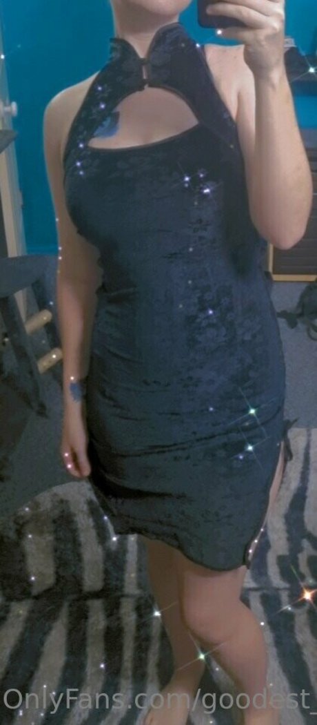 Naakte gelekte OnlyFans-foto van Goodestpuppy