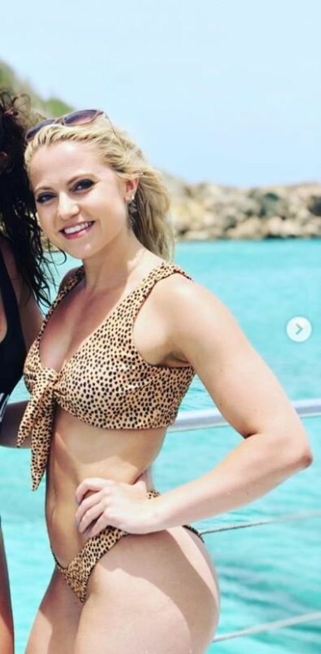 Foto di nudo di fuga di OnlyFans di Bee Pruzinsky