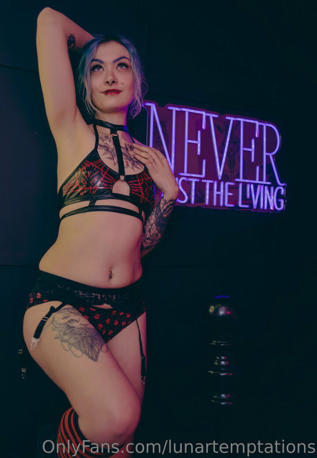 Lunartemptations naked leaks OnlyFans pic