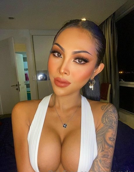 Nacktes geleaktes OnlyFans-Foto von Itimrinrada