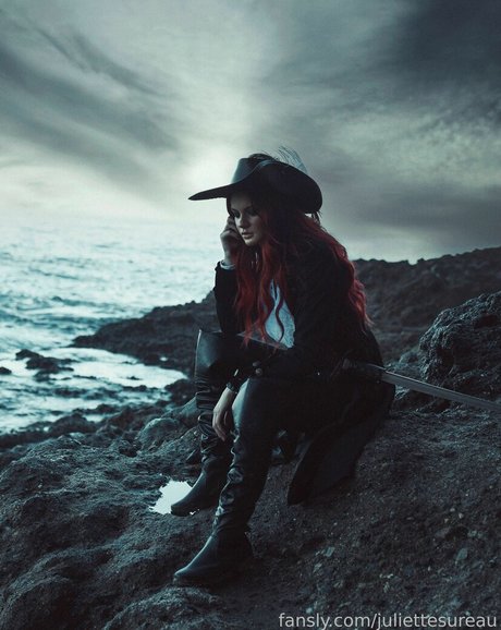 Foto di nudo di fuga di OnlyFans di Juliettesureau