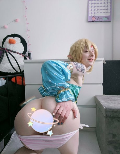 Naken lekkede OnlyFans-bilde av Enbyjupiterfree