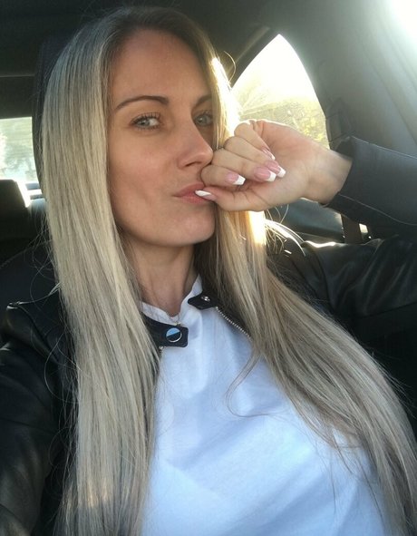 Alasti lekkinud OnlyFans-i pilt Veronicafreee