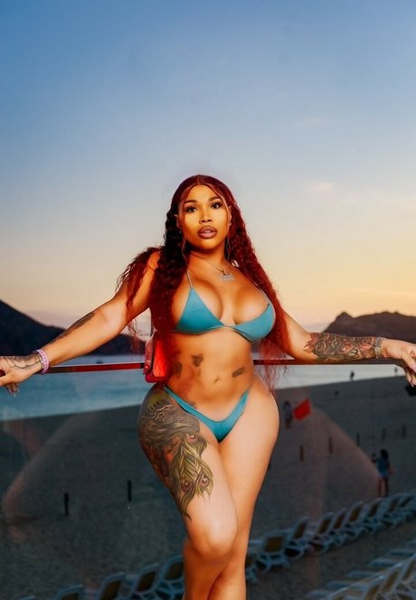 Pynk Poison OnlyFans泄露裸照