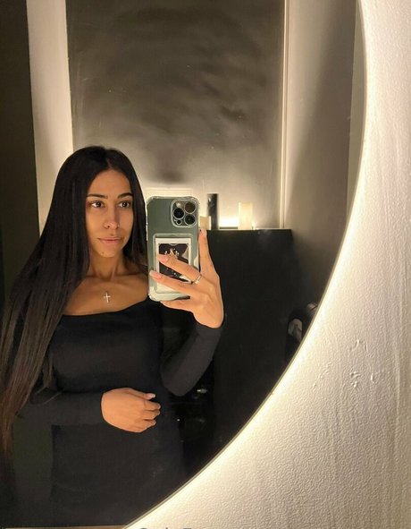 Photo nue de fuite OnlyFans de Dayanasexy