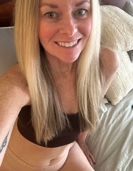 Mackenzie J naked leaks OnlyFans pic