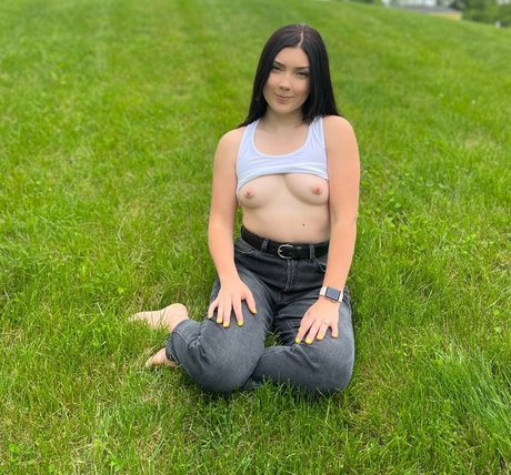 Обнаженная фотография утечки OnlyFans от Penelope Tootsies