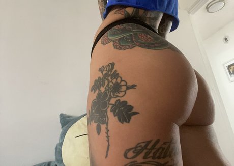 Nacktes geleaktes OnlyFans-Foto von Brattymalone