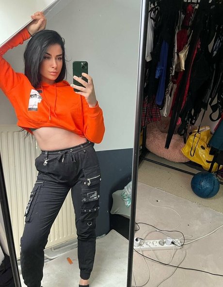 Обнаженная фотография утечки OnlyFans от Jadejoslin