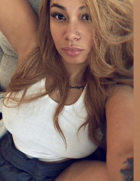 Nacktes geleaktes OnlyFans-Foto von Msdreamifyanasty