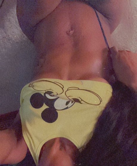 Обнаженная фотография утечки OnlyFans от Dragonprincess