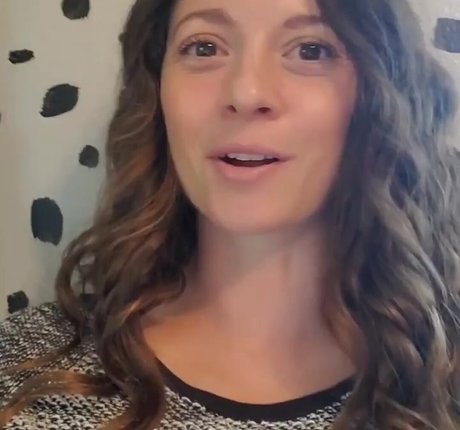 Nahá fotka uniklých OnlyFans od Mackenzie Rosman