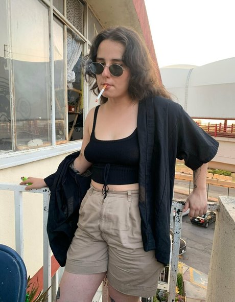 Alasti lekkinud OnlyFans-i pilt Alienguurl