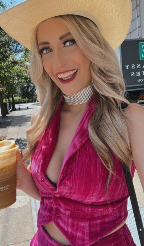 Basicwitgirl naked leaks OnlyFans pic