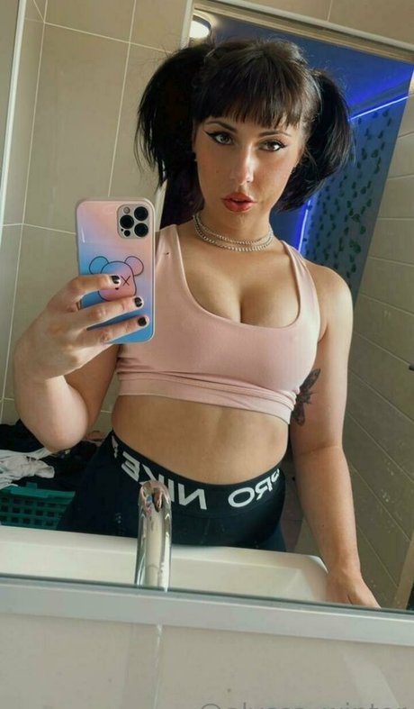 Foto di nudo di fuga di OnlyFans di Alyssawinter