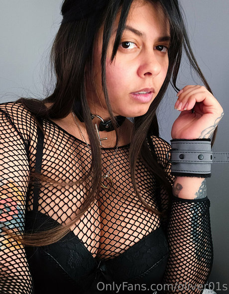 Naakte gelekte OnlyFans-foto van Oliversick6six