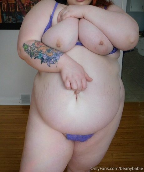 Nacktes geleaktes OnlyFans-Foto von Beanybabie