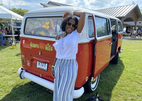 Naakte gelekte OnlyFans-foto van Raven Swallowz