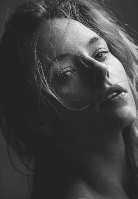 Naken lekkede OnlyFans-bilde av Maria Kn