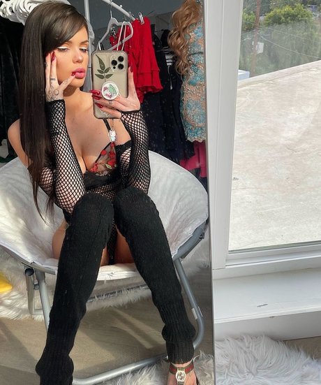 Nacktes geleaktes OnlyFans-Foto von Sabrina Nellie