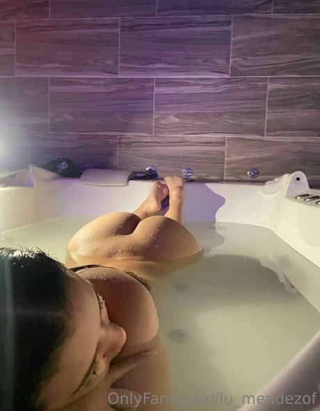 Naken lekkede OnlyFans-bilde av Lumendezof