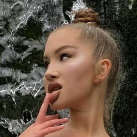 OnlyFans-model Nika Arven