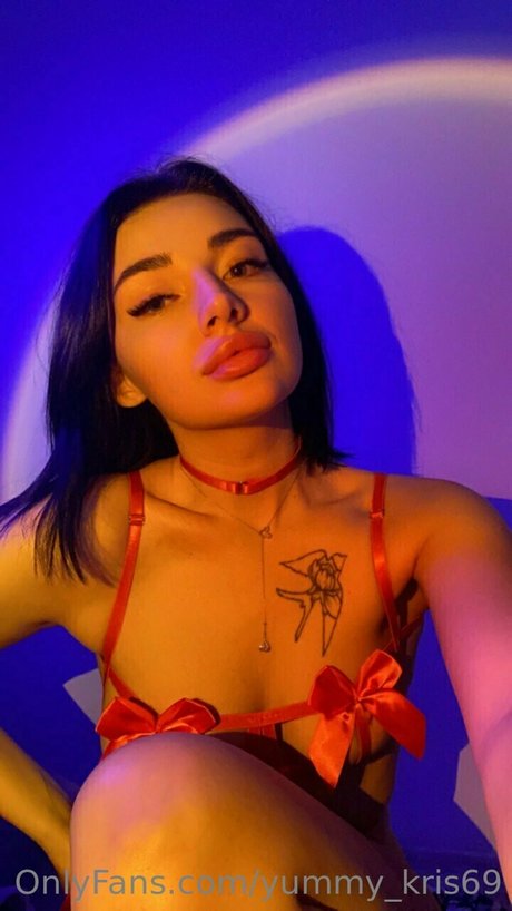 Alasti lekkinud OnlyFans-i pilt Yummy Nut