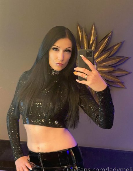 Foto di nudo di fuga di OnlyFans di Melideluxe