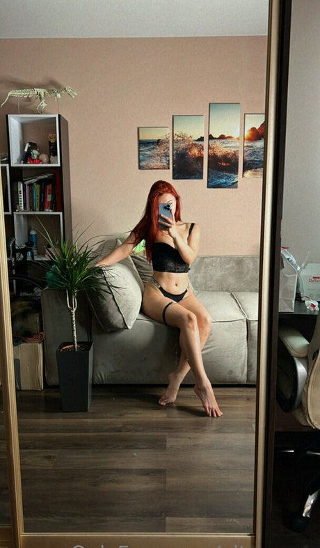 Foto di nudo di fuga di OnlyFans di Alter Eva