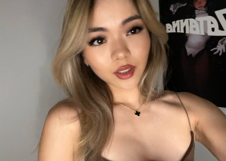 Photo nue de fuite OnlyFans de Tch0m