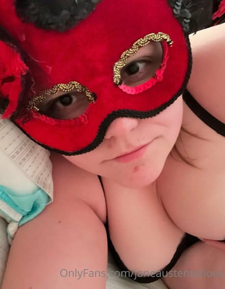 Naakte gelekte OnlyFans-foto van Janeaustentatious