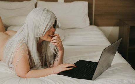 Nahá fotka uniklých OnlyFans od Fabsunnyfree