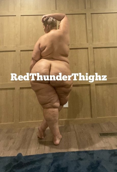 OnlyFans-model Redthunderthighz