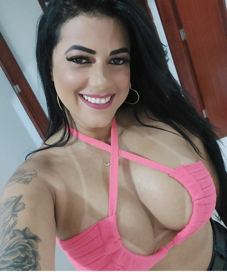 Nahá fotka uniklých OnlyFans od Daiane Prado