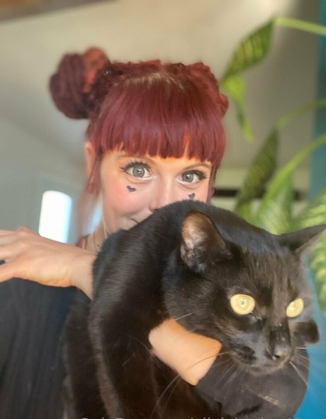 Naken lekkede OnlyFans-bilde av Oliviajarden4free